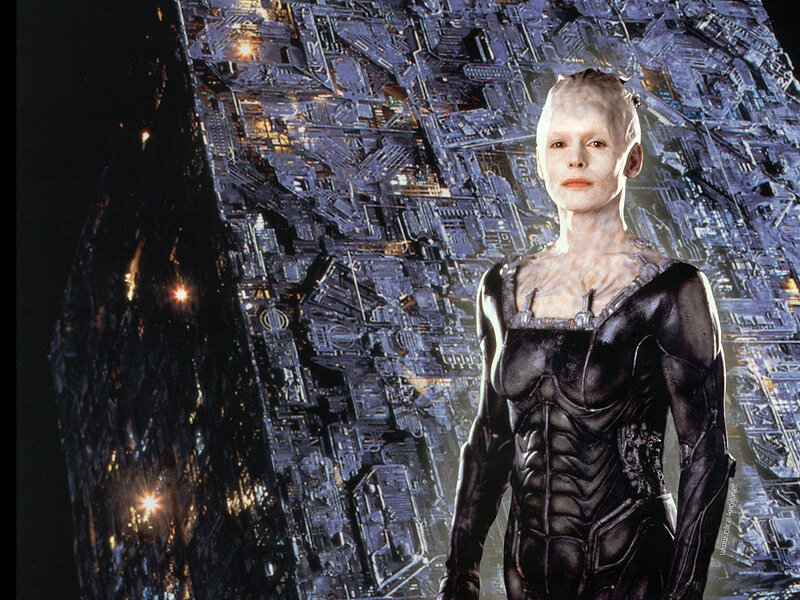 Alien queen in futuristic setting