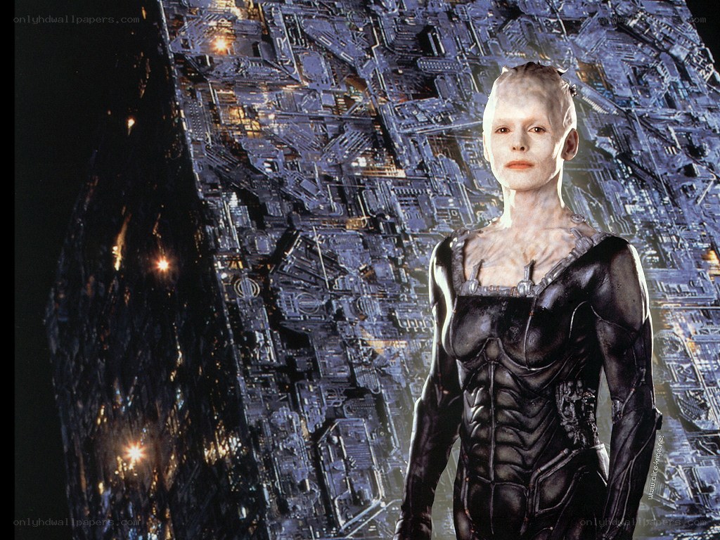 Alien queen in futuristic setting