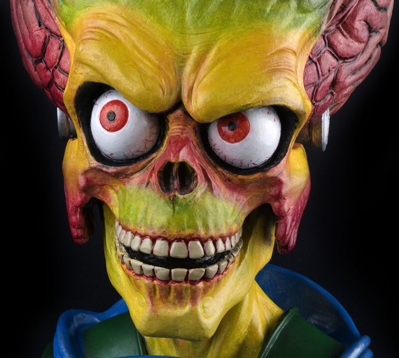 Alien Skull Figure