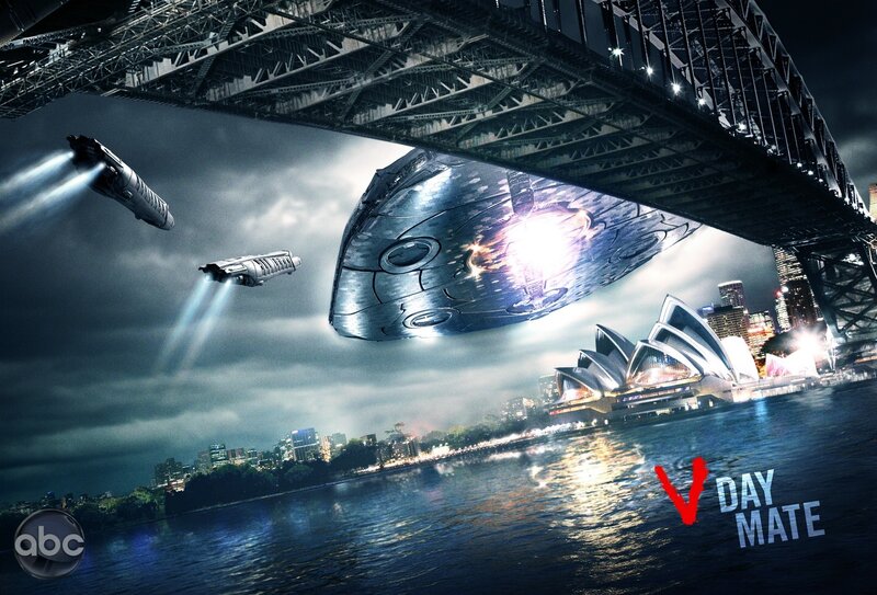 Alien Spacecraft over City — Blue