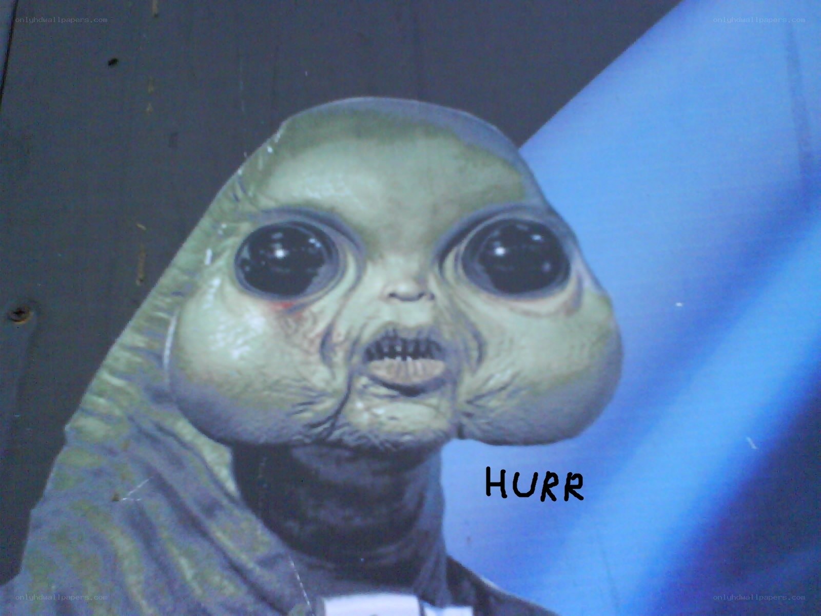 alien with big eyes
