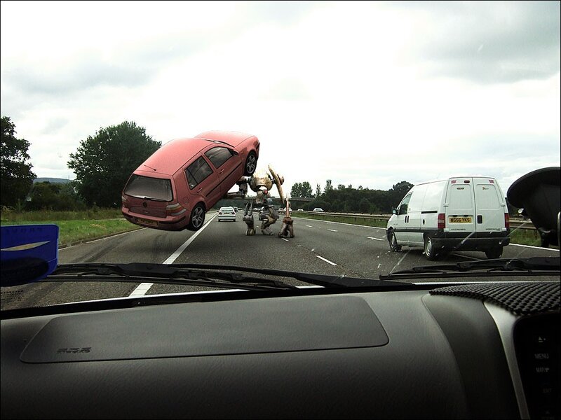 Aliens attacking on highway