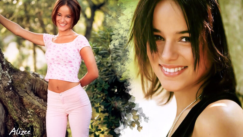 Alizée in pink outfit