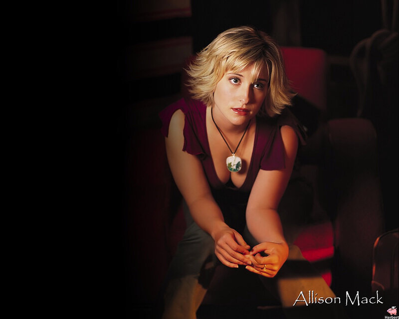 Allison Mack portrait