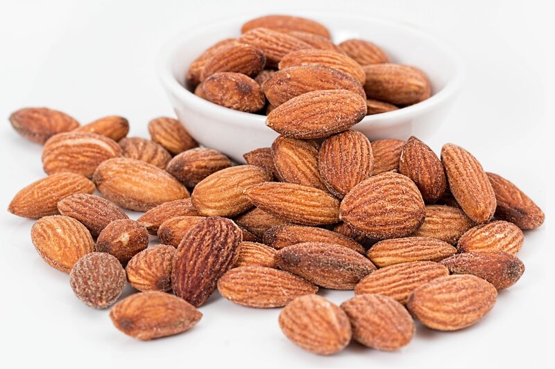 almonds in a bowl
