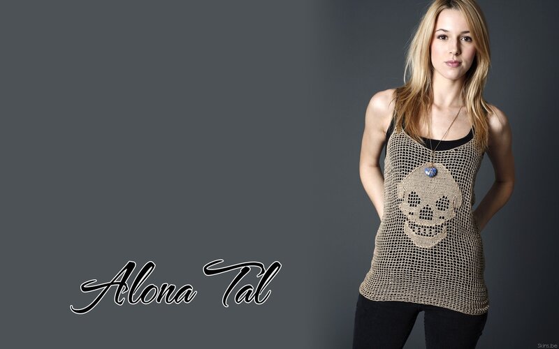 Alona Tal portrait