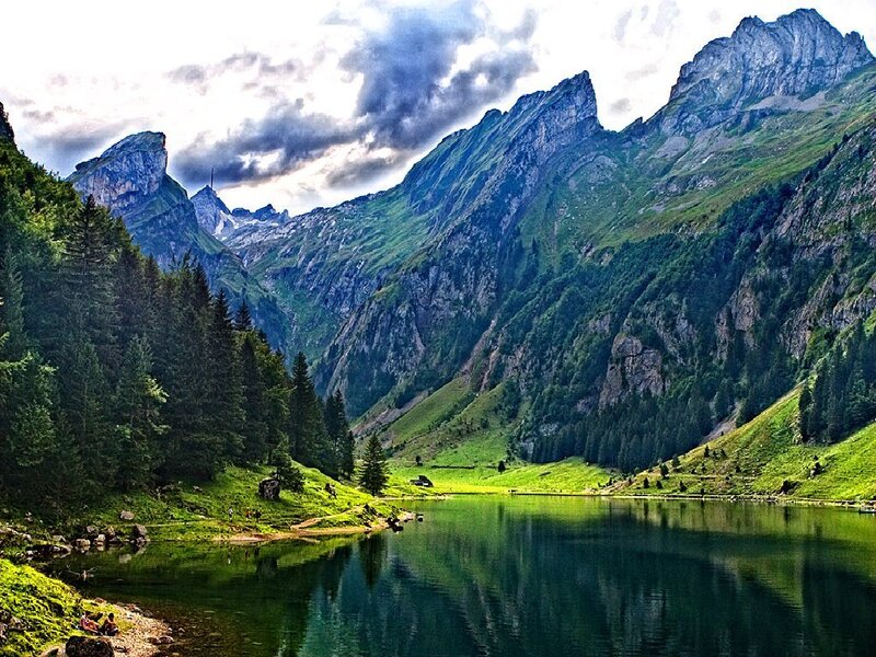 alpine lake with mountain backdrop