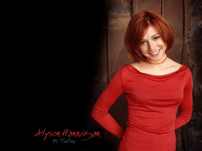 Alyson Hannigan in red dress