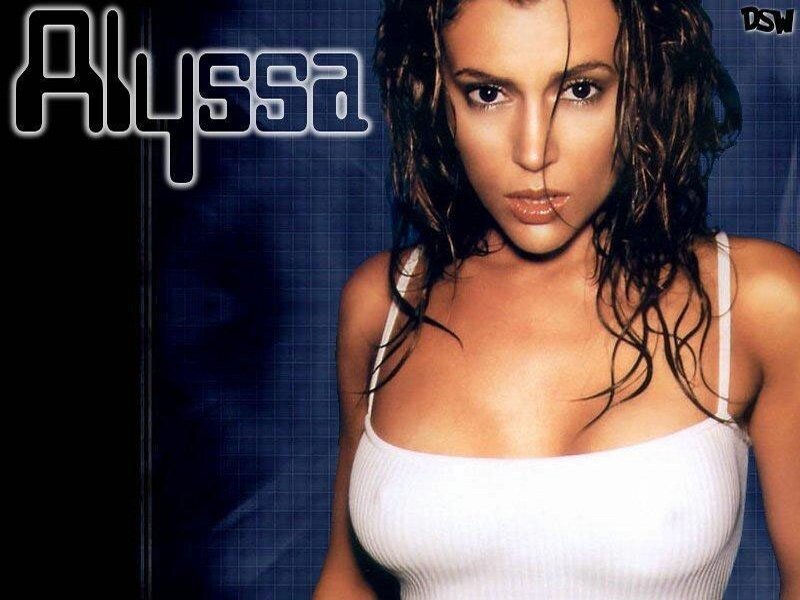 Alyssa with wet hair