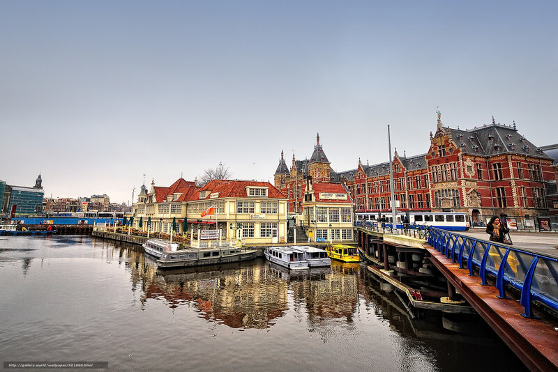 Amsterdam Canal Scene — Blue, Calm, Afternoon
