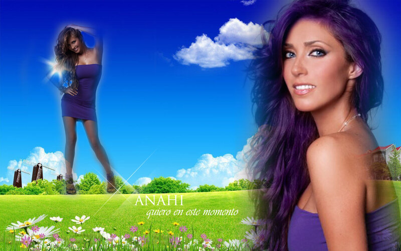 Anaïs in a purple dress