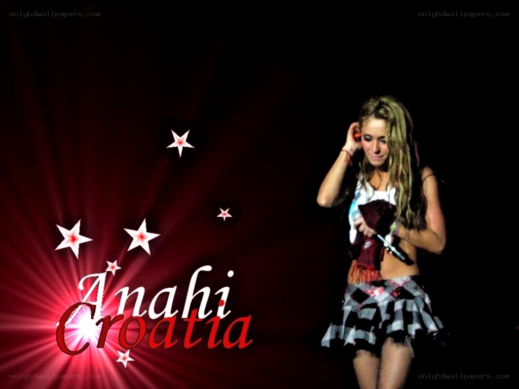 Anahi in Croatia