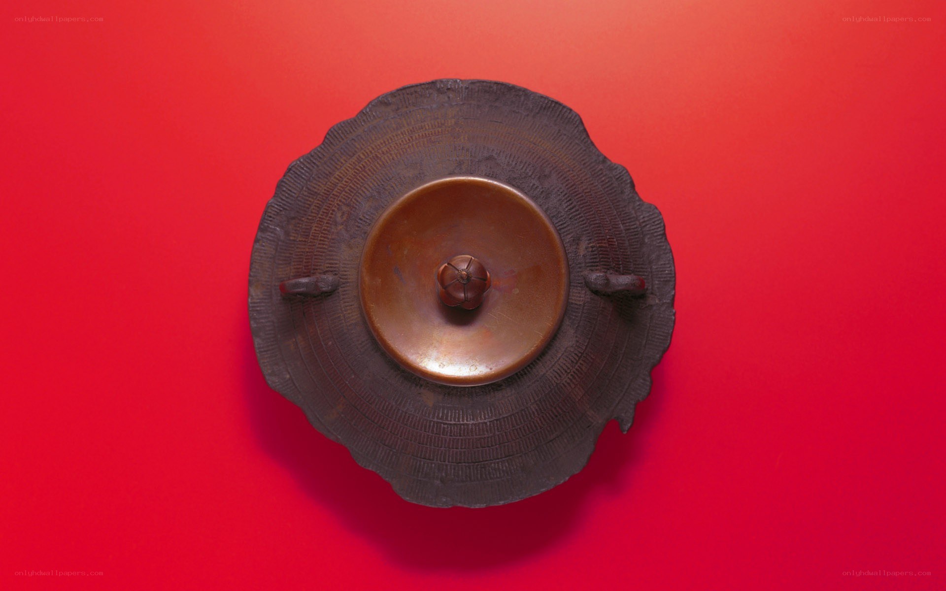 ancient bronze ritual vessel