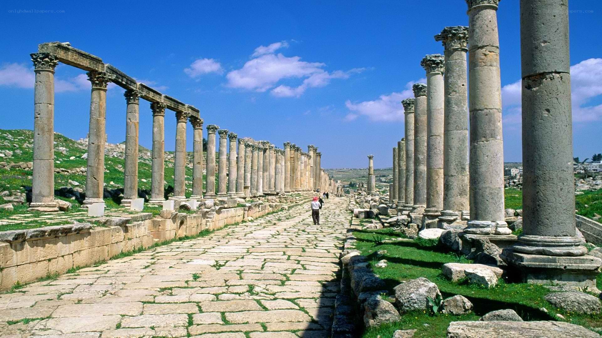 ancient colonnaded street