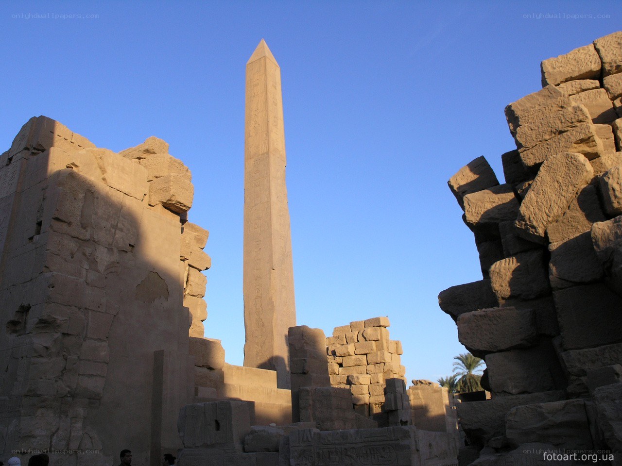ancient egyptian obelisk