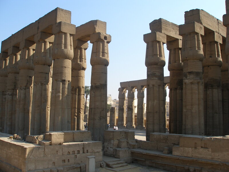 ancient egyptian temple columns
