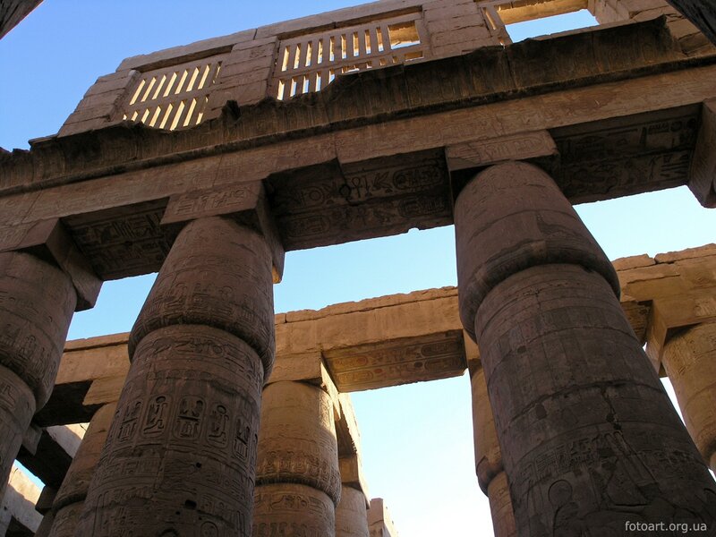 Ancient Egyptian Temple Columns — Brown, Serene