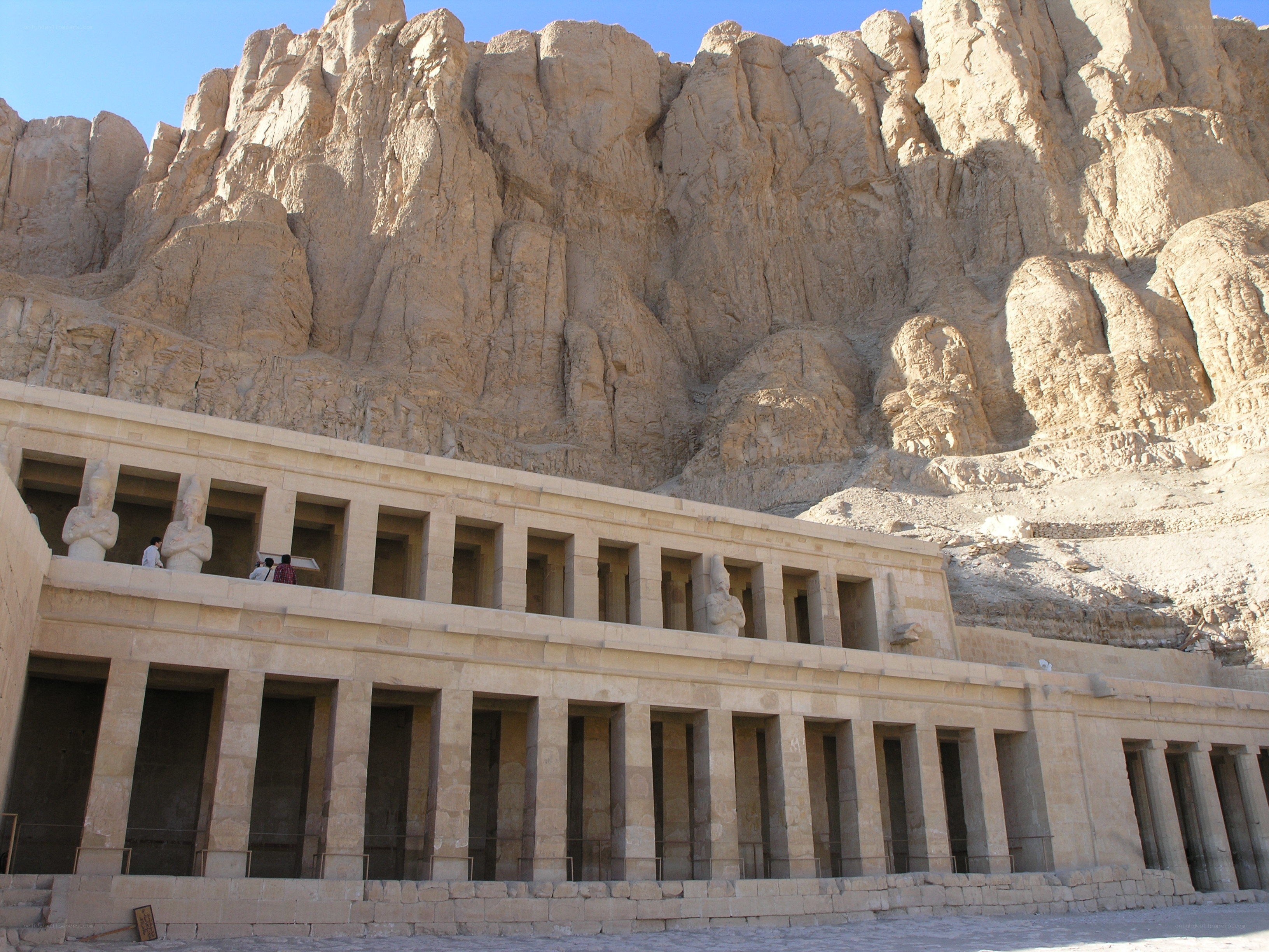 ancient egyptian temple facade