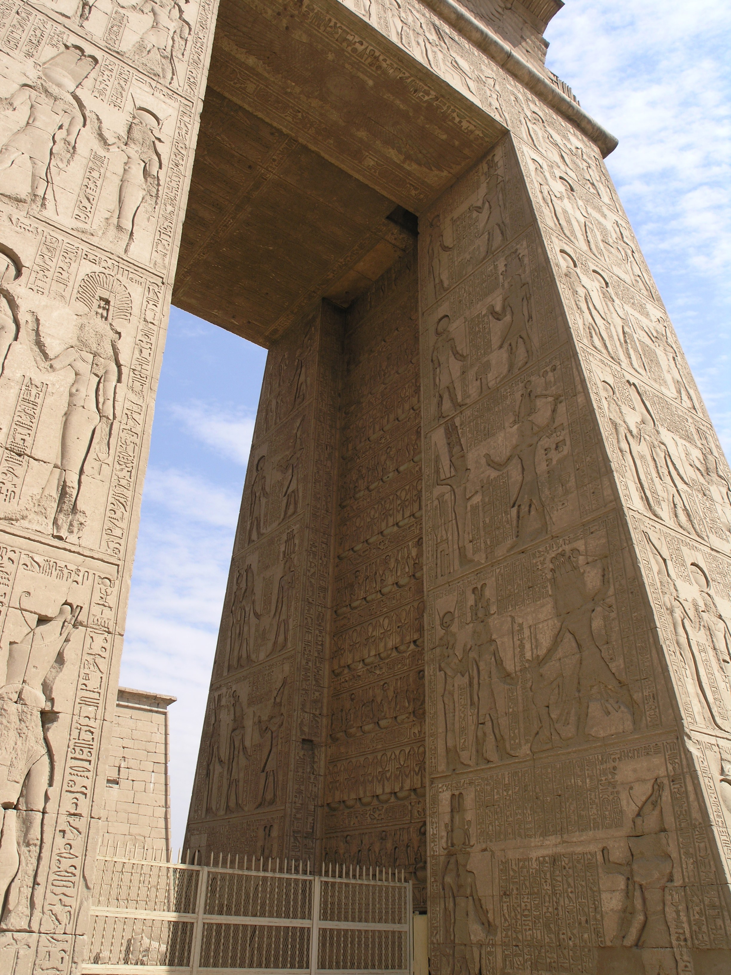 ancient egyptian temple gate