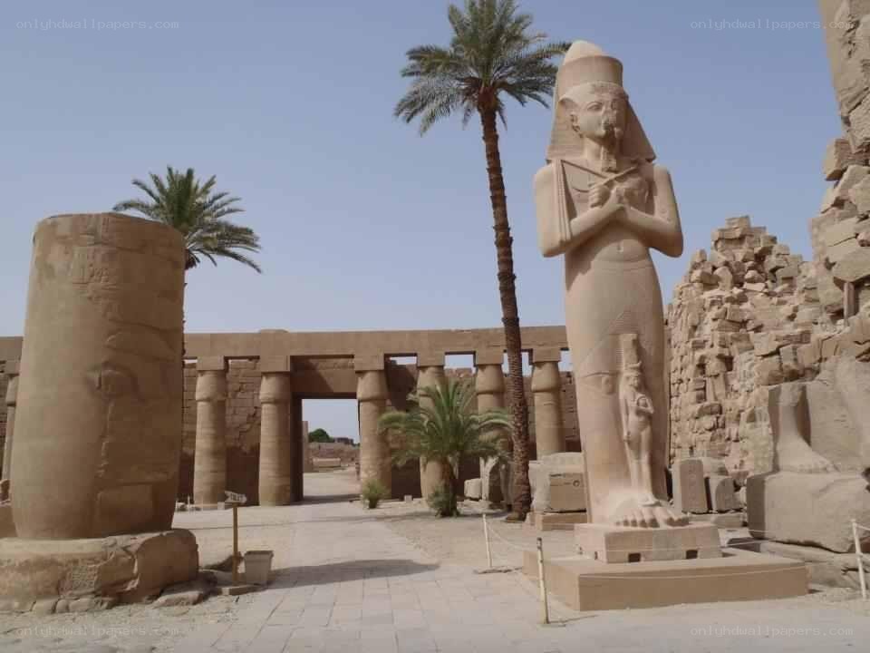 Ancient Egyptian temple ruins