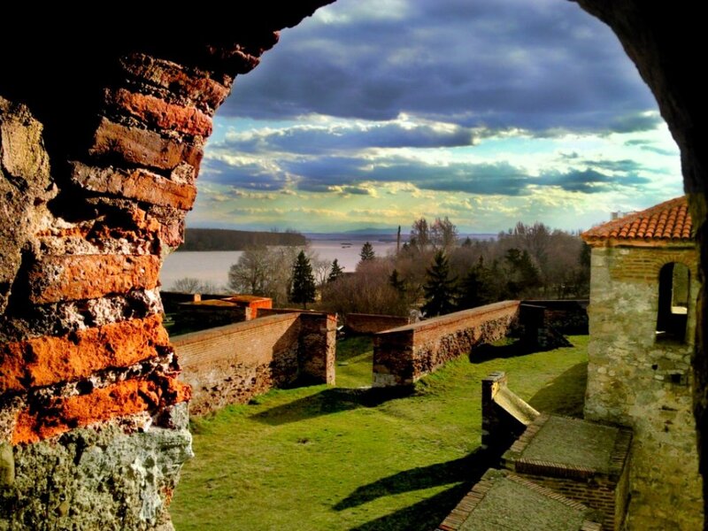 Ancient Fortress Ruins — Green