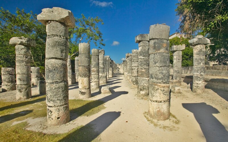 ancient mayan columns