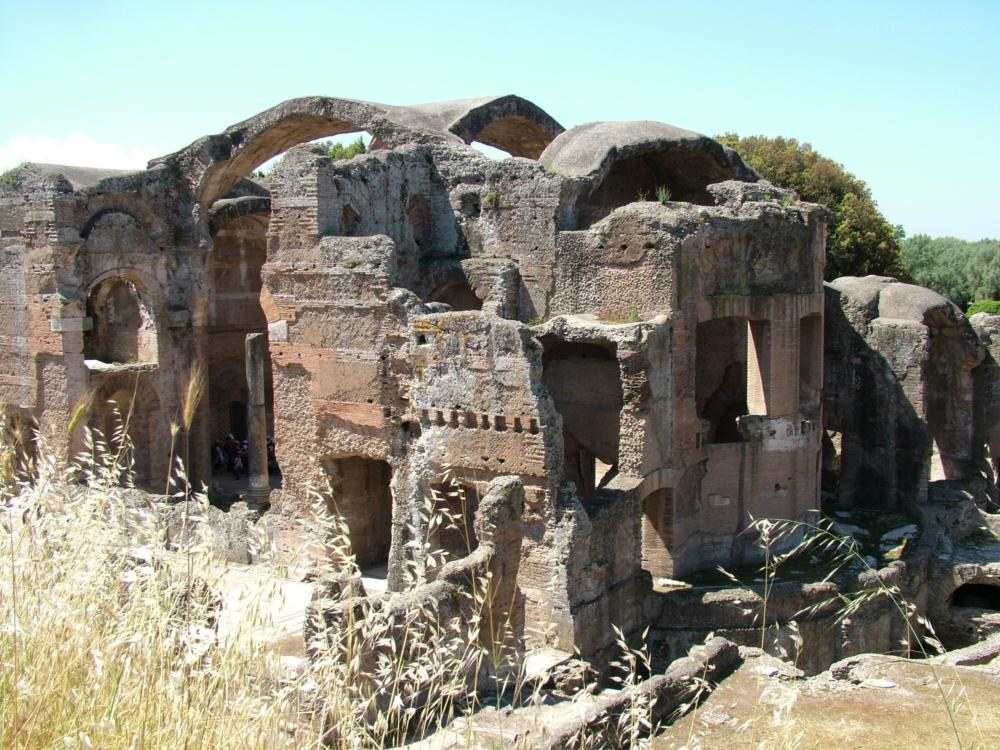 ancient roman ruins