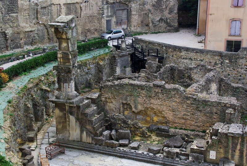 ancient roman ruins