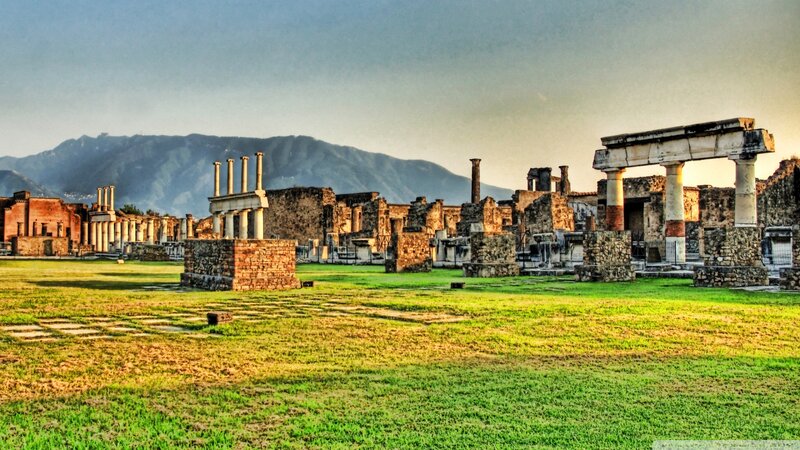 Ancient Roman Ruins — Green