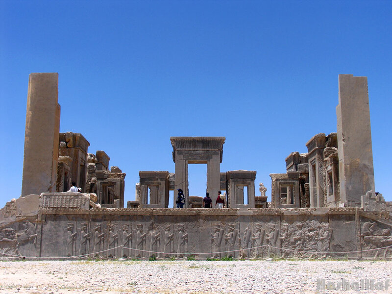 ancient ruins of persepolis