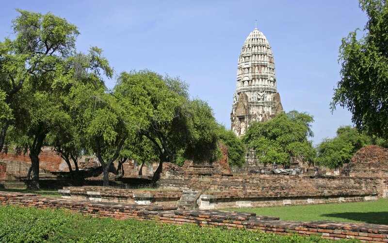 Ancient Temple Ruin — Green, Serene