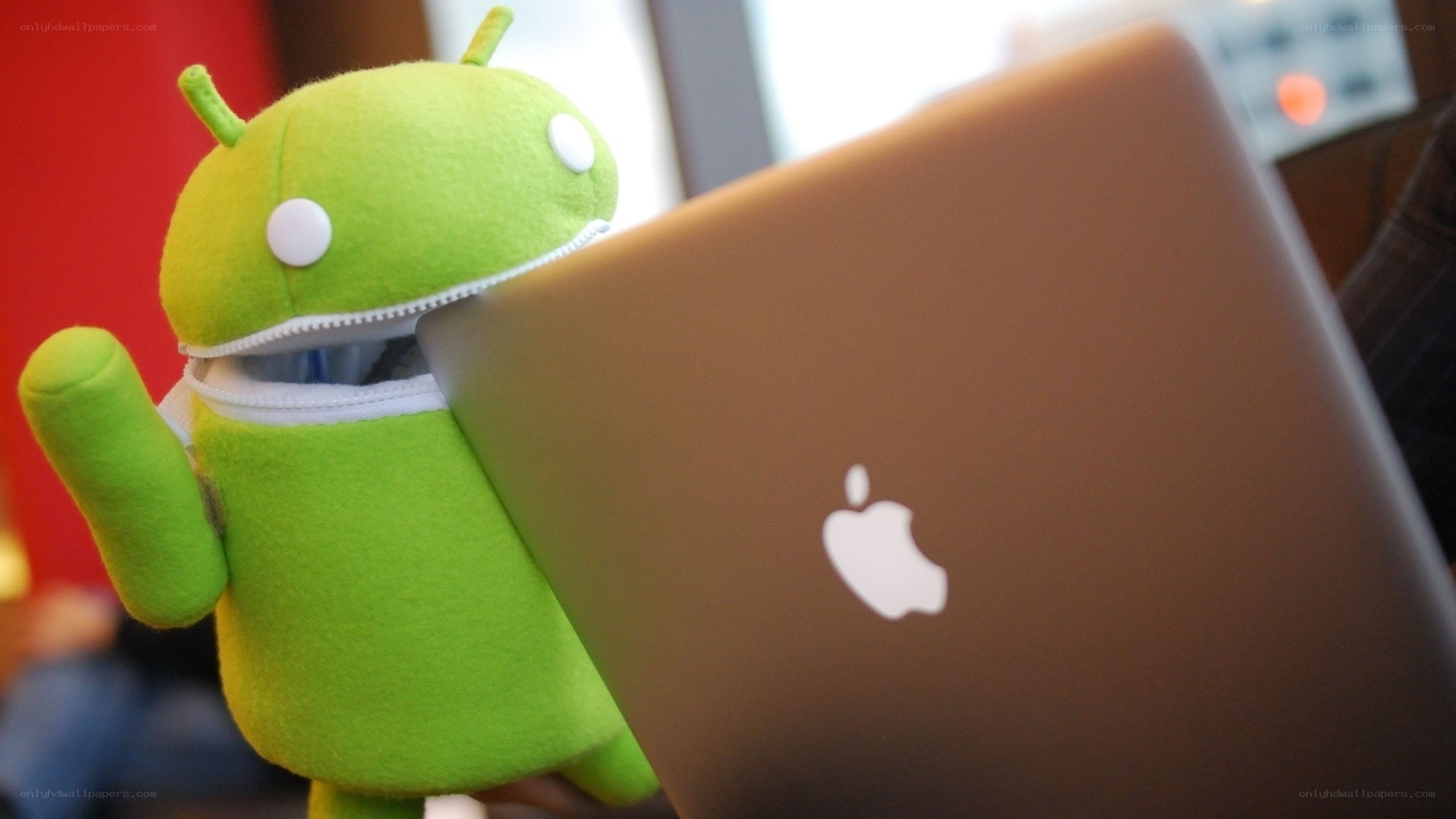 Android plush with laptop