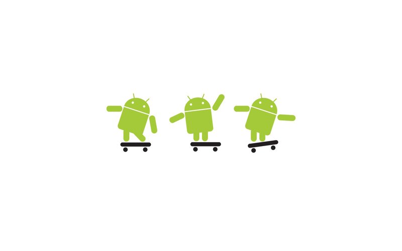 Android robots on skateboards