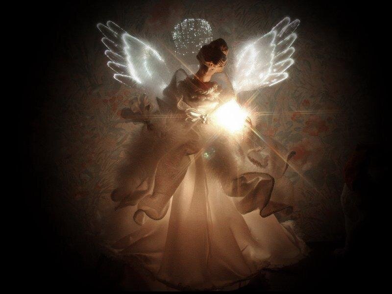 Angel Figurine with Wings — White