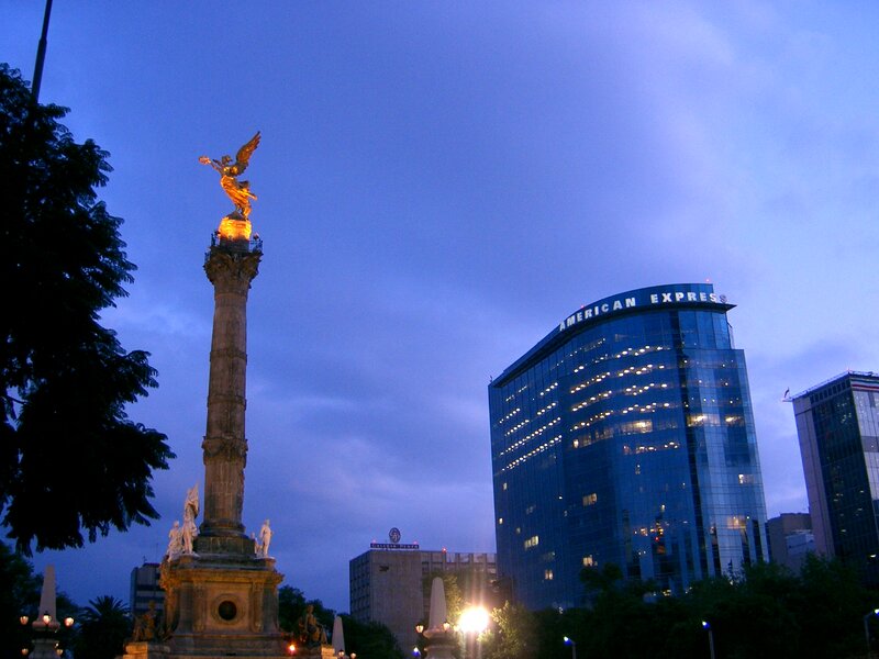 Angel of Independence at dusk