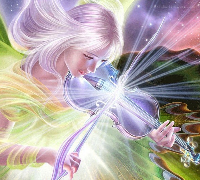 angel playing violin