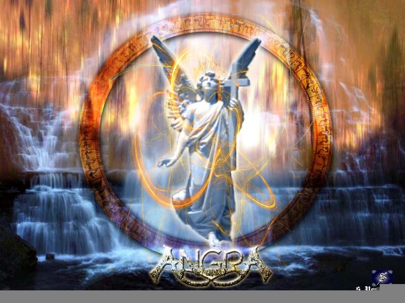 Angel Statue in Circle