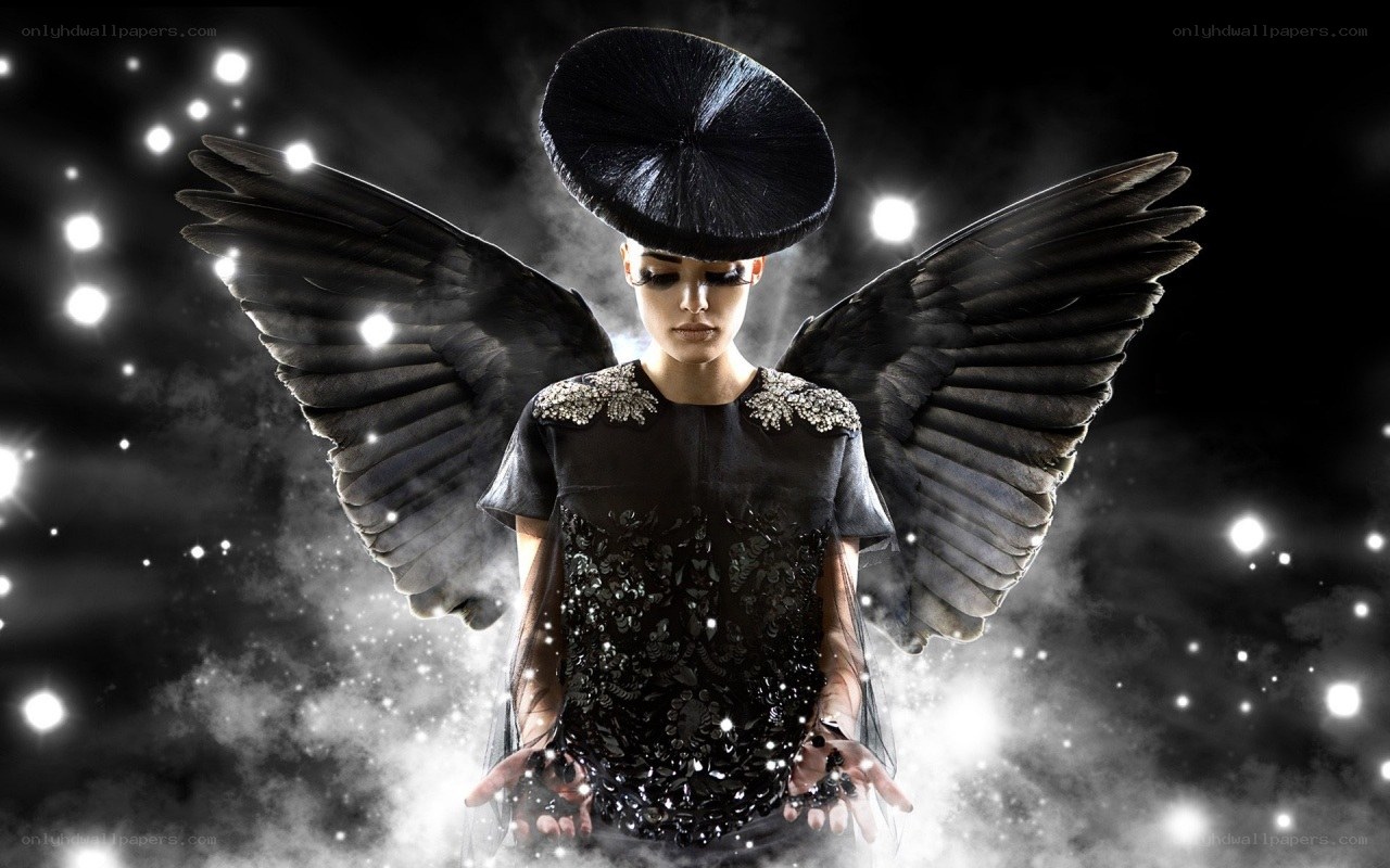 angel with black wings