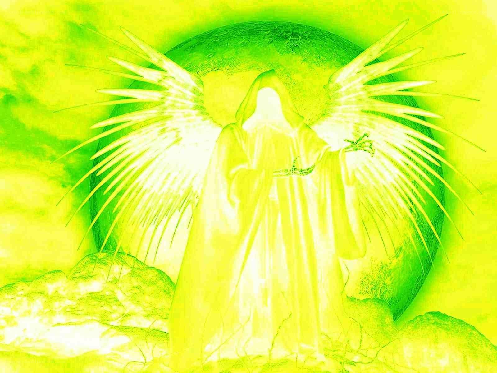 angel with green wings