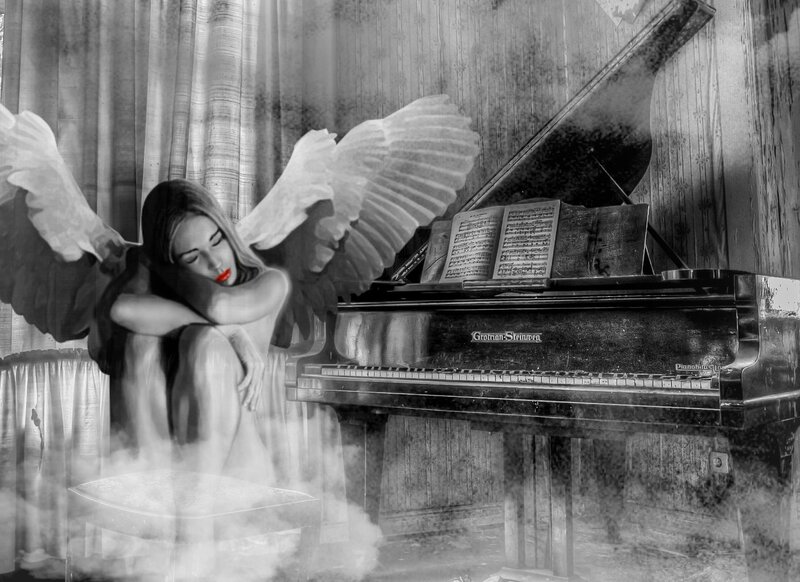 Angel with Piano