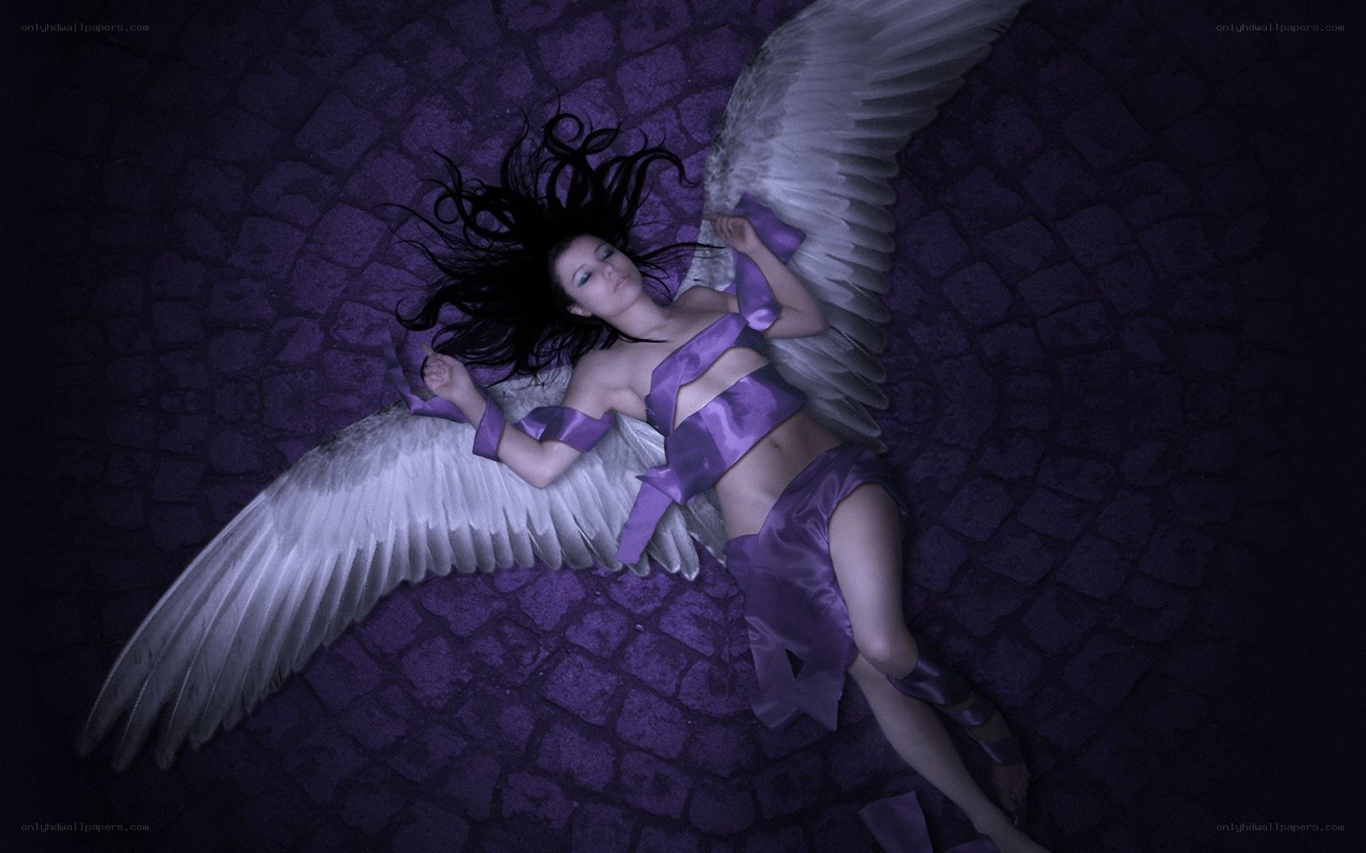 angel with purple wings