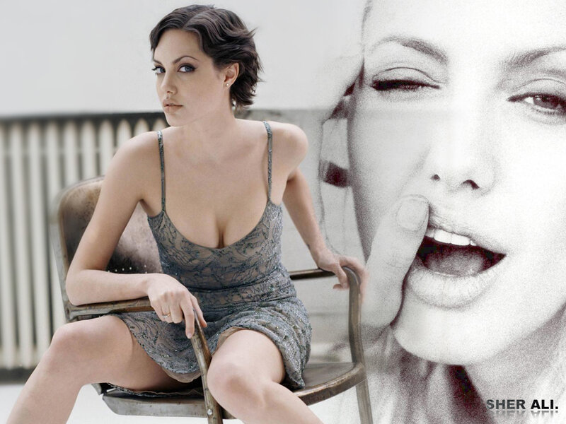 Angelina Jolie in lace dress