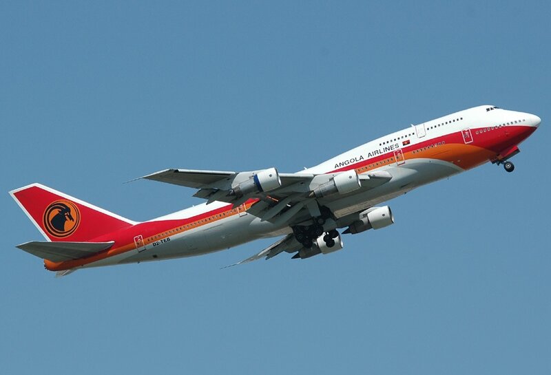 Angola Airlines Boeing 747