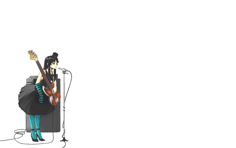 anime bassist on stage