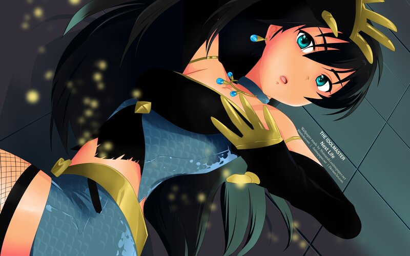 anime character in blue and gold