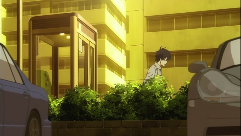 Anime Character Walking — Yellow