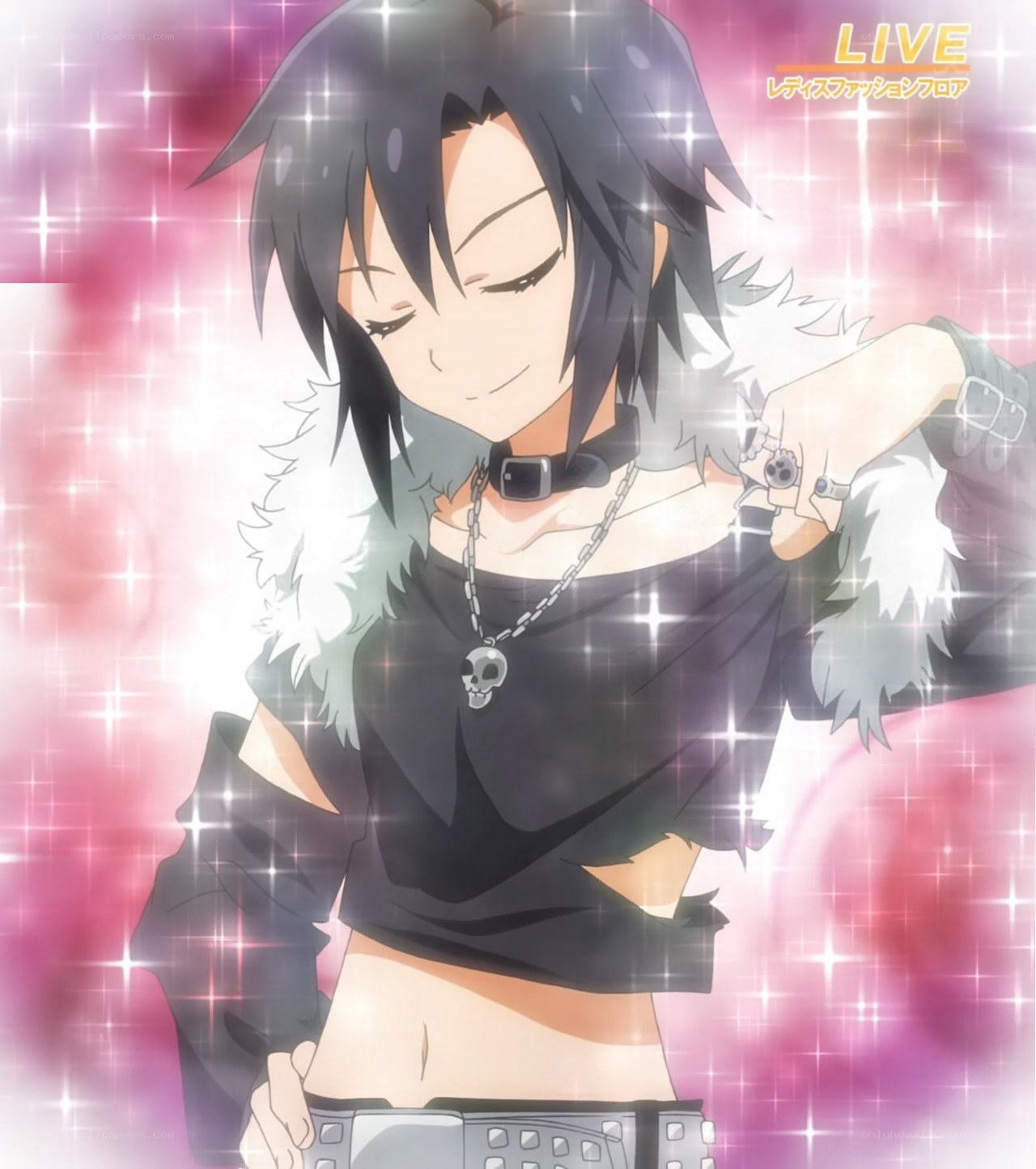 anime character with skull necklace