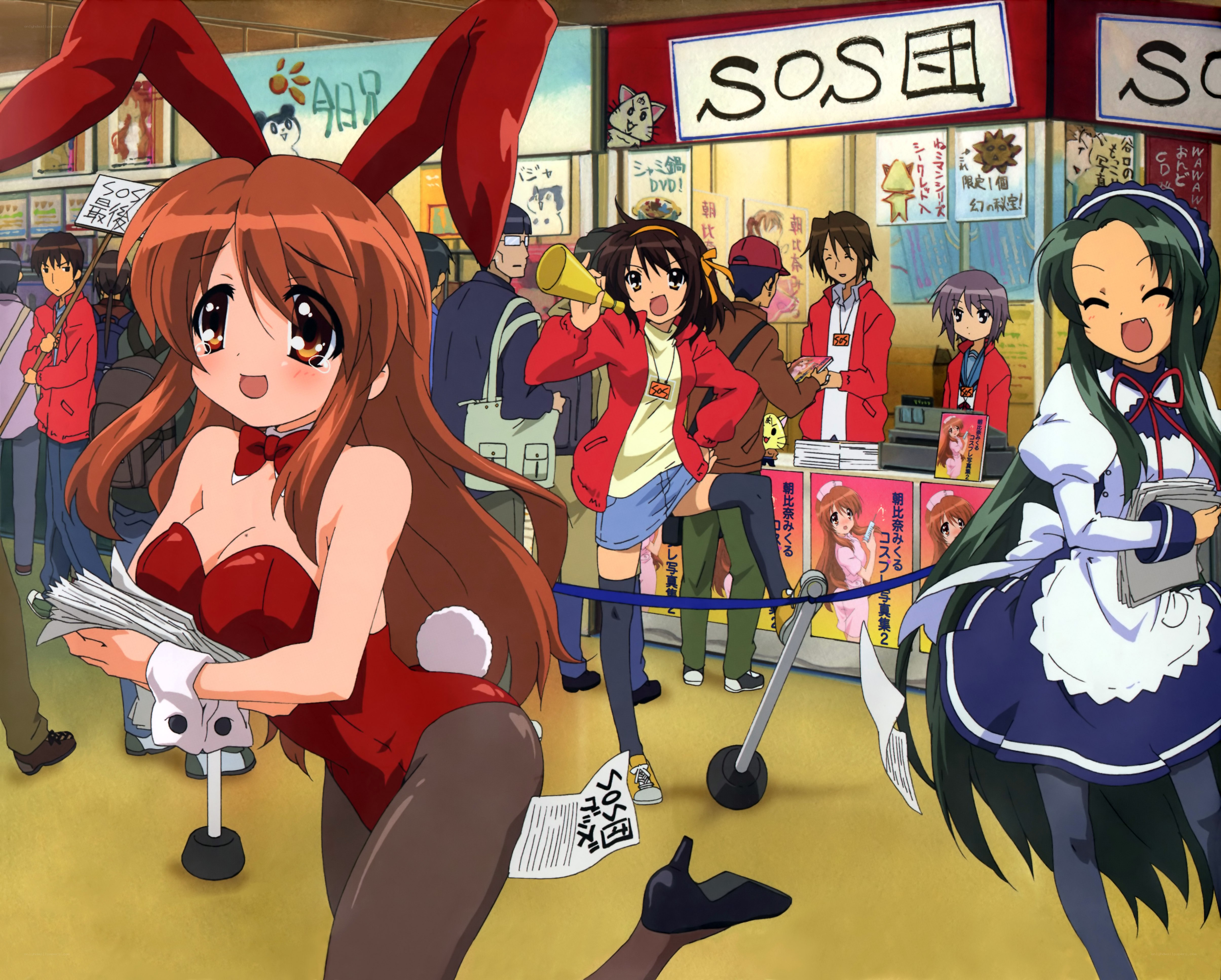 Anime characters at a convention
