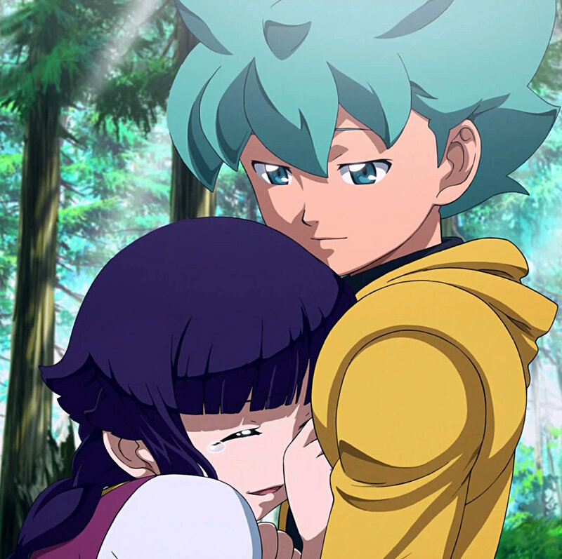 Anime Characters Hugging — Green
