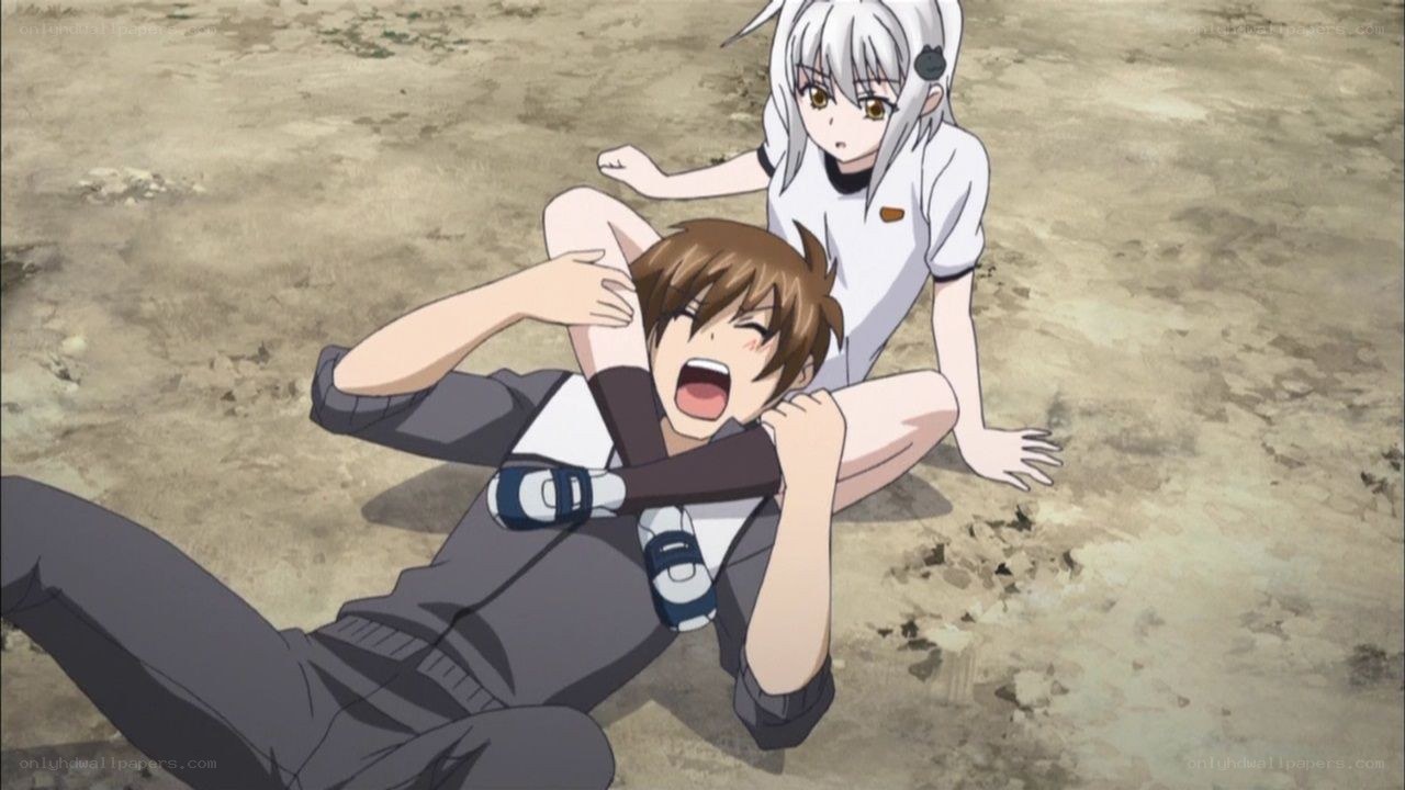 Anime characters in struggle